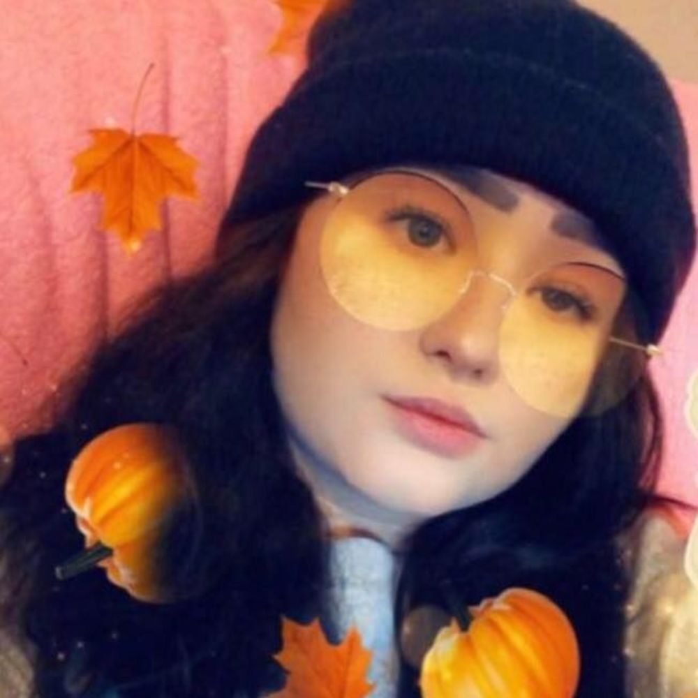 Meet your Posher, Makayla